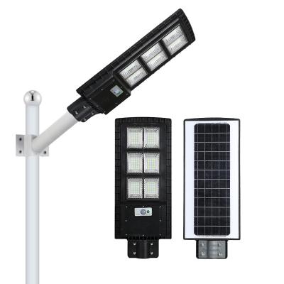 China Ip65 Outdoor All In One 30w 60w 90w 120w Led Solar Street Light Te koop