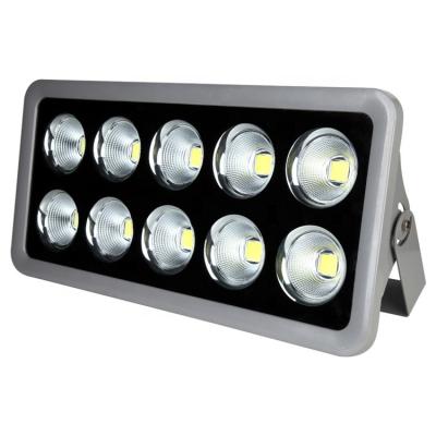 中国 Cool white Aluminum 50000 lumen flood light 500w led floodlight 販売のため