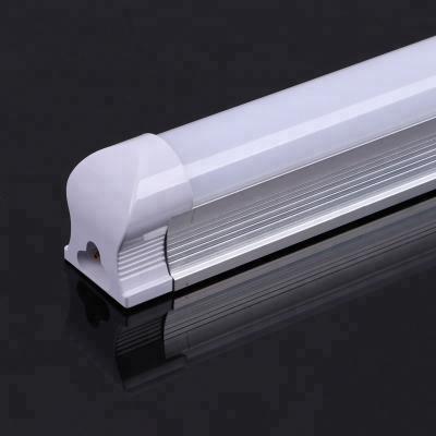 Cina Wholesale IP33 Residential 1200mm 18W Integrated T8 LED Tube Light in vendita