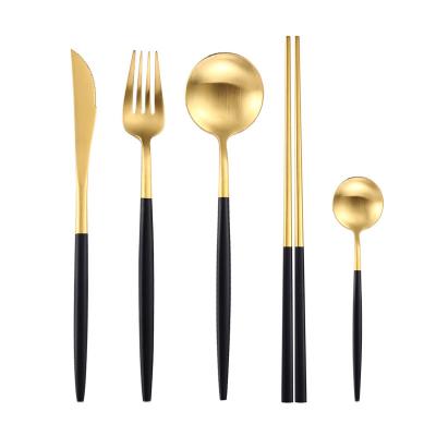 China Viable Cutlery Gift Set Portugue Luxury 24pcs 18/10 Stainless Steel Flatware Cutlery Matte Black Gold Wedding Party for sale