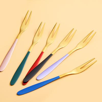 China Viable Style Portable Golden Western Flatware Minimalism Flatware Portable Fruit Fork Set for sale