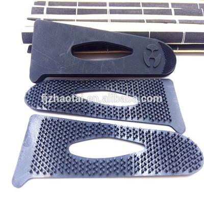 China Best viable offer for popular injection mold sleeve tag with plastic injected hook/black cuff tag for sports apparel for sale