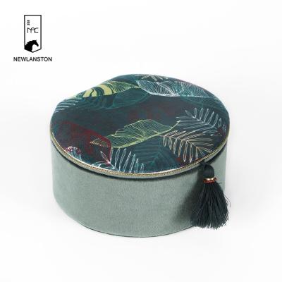 China Custom Logo Velvet Jewelry Packaging Ring Boxes Velvet Round Ring Cases Jewelry Storage Box Packaging Box Luxury Jewelry for sale