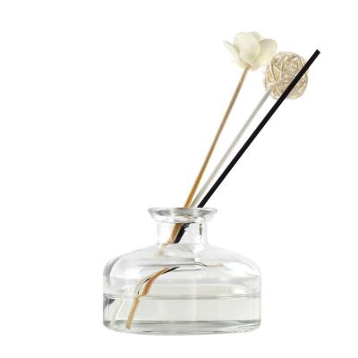 China Non Spill Wholesale Luxury Round 200ml Perfume Reed Diffuser Glass Bottle With Tubular Diffuser Cap for sale