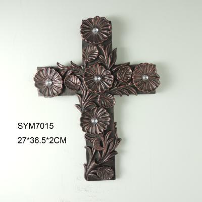 China Europe Flower Cross Wall Decor Rustic Wooden Wall Crucifix For Sale for sale