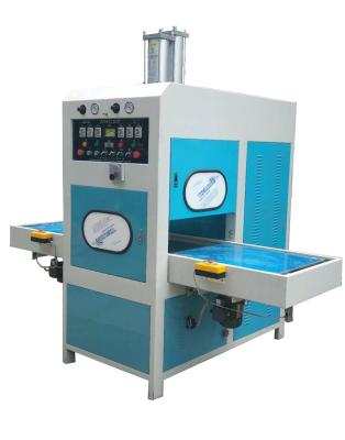 China PVC / PET / PU Economical Products Type High Frequency Automatic Shuttle Way Welding Machine for sale