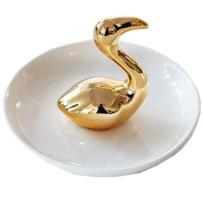 China Art Decor Golden Flamingo Ring Stand with White Ceramic Dish for Jewelry - Ceramic Jewelry Dish Display Festival Gifts for sale