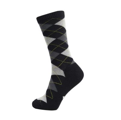 China Gray Color Summer Autumn Calf white black breathable thongs sports men's crew casual socks for sale