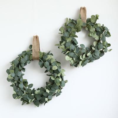 China 2021 New Natural Touch Fashion Wedding Decoration Artificial Apple Leaves Eucalyptus Garland Wreaths for sale