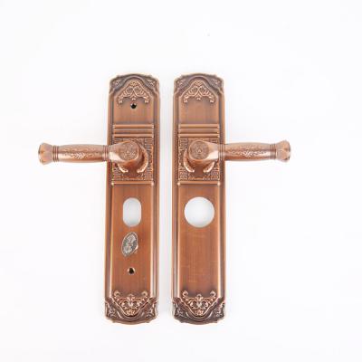 China New Type Modern Cheap Price China Metal Security Luxury Door Handle for sale