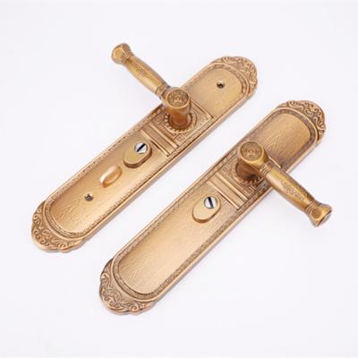 China Various modern promotional goods using classic China security door handle alloy door handle for sale