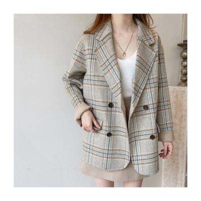 China Fashion lapel trench coat blazer casual wear plaid breathable winter coat for women 2021 double breasted for sale