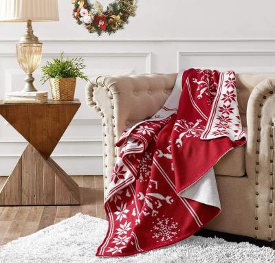 China Anti-Pull Throw Blanket 50x60 Inch Red Cream Snowflake Christmas Blanket Throws For Couch Soft for sale