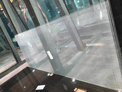 China 4mm Metaal Met een laag bedekt Mesh Laminated Glass Te koop