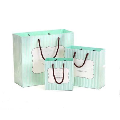 China Recyclable High Quality Retail Shopping Garment Storage Paper Bag Pink Bag Carry Bag for sale