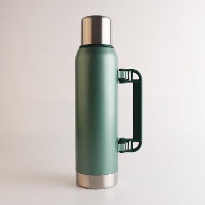 China Durable Outdoor Camp Insulated Vacuum Flask Water Bottle With Handle 304 Stainless Steel Large Capacity Tumbler Kettle for sale