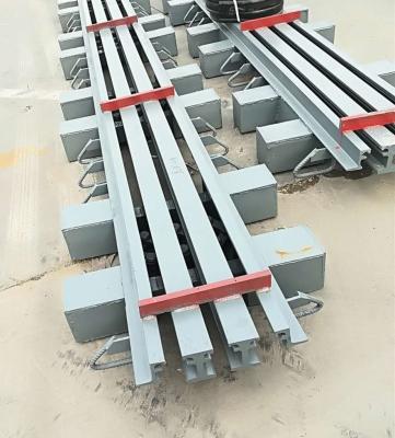 China Traditional stainless steel bridge expansion joints for bridge construction for sale