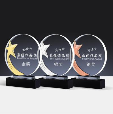 China Wholesale Acrylic Europe Award Employee Game Customized Rugby Medals And Trophies, Sports Cup Crystal Carved Folk Art Trophy for sale