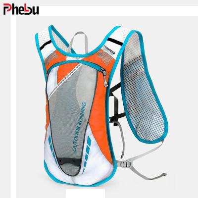 China 2L BPA Free Water Bladder Hydration Waterproof And Durable Outdoor Hiking Backpack for sale