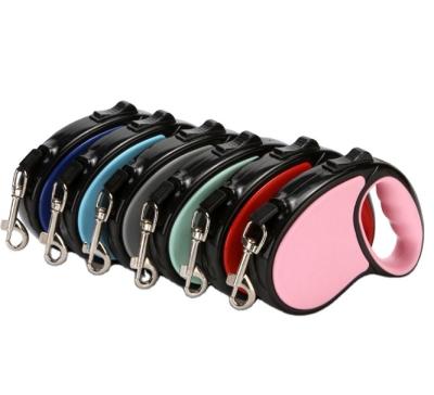 China High Quality ABS Elastic Top Viable Selling Automatic Braided Dog Traction Rope for sale