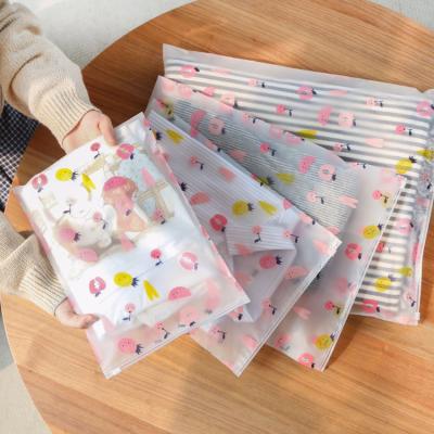 China Clothes Plastic Packaging Bag Moisture Proof Custom Zipper Bag For Clothes With High Quality for sale