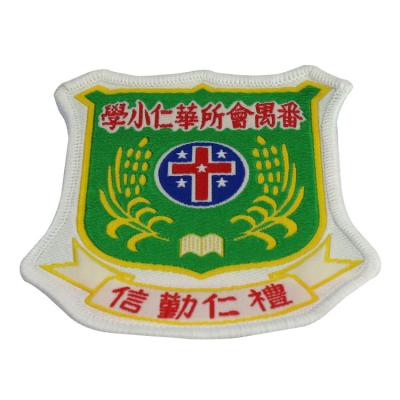 China Wholesale Garment Accessories Badge Manufacturers Nickel Free Iron On Woven Badge Apparel Fabric Polyester Patch Crest for sale