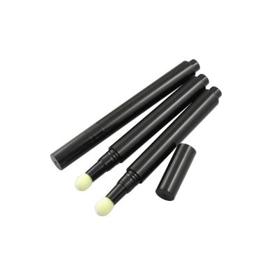 China TM-LG768M 3ml Puff Tip Applicator Pen Lips Pen Cosmetic Eyes Pen Empty Package 125*13.1mm for sale