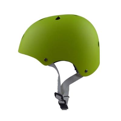 China ABS verde unisex Shell do capacete da patinagem no gelo com impressão deslocada da viseira à venda