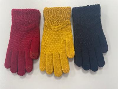 Cina Acrylic Insulated Winter Knit Gloves for Keeping Warm Stretchy Fit 1 Pair Package in vendita