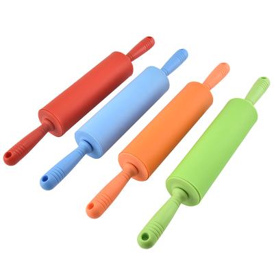 China Durable silicone pin with non-stick surface with plastic handle for sale