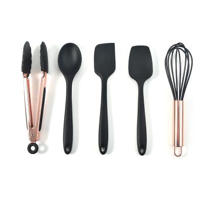 China Latest Viable Wholesale Silicone Kitchenware Accessories 5pcs Mini Utensil Set with Copper Plated Rose Gold Finished Silicone Tongs Beater for sale