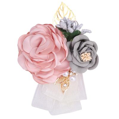 China Wedding Party Decor Rose Wrist Corsage With Rhinestone Stretch Bracelet For Prom Wedding Graduation Party Hand Flower for sale