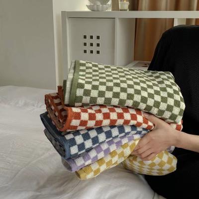 China Sustainable Unique Design Long-staple Cotton Bath Towels Plaid Plaid Stripe Lattice Bath Towels Super Absorbent Luxury Hand Towels for sale