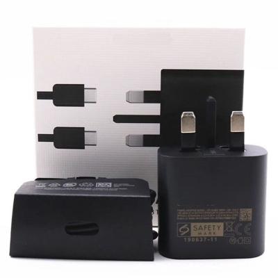 China 12 Months 2 in 1 UK Version Travel Adapter Type C to Type C Cable with USB-C Charger for Samsung galaxy note10 for sale