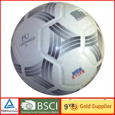 China A mão costurou a multi bola amigável do pé da bola de futebol 4# do couro do plutônio das cores Eco à venda