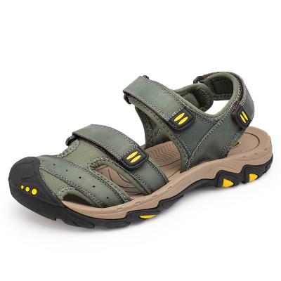 China Light 2022 Hot Selling Summer Hiking Sports Beach Sandals Anti-slip Genuine Men Sandals with Protected Toe for sale