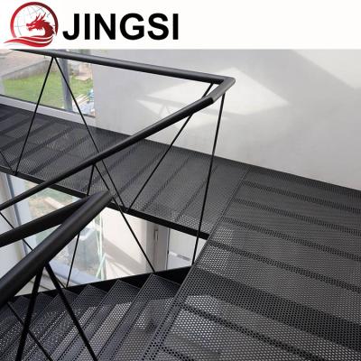 China Non-Slip Galvanized Microporous Perforated Metal Wear-Resistance Stairs Tread Mesh for sale