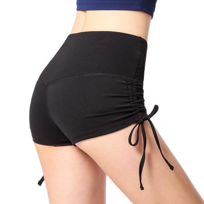 China Breathable New Drawstring Fishing Shorts Running Hips Hot Pants Yoga Shorts Fitness Sports Shorts Women for sale