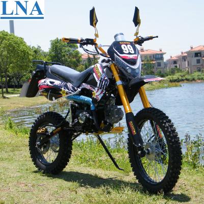 China LNA New Adventure 125cc Auto Street Legal Dirt Bike 1650*770*1090mm for sale