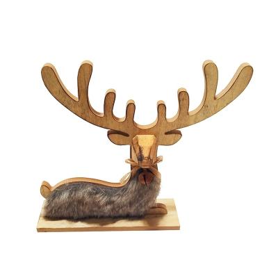 China Luxury Home Hotel Decor MDF Emulate Animal Coats Wooden Reindeer for sale