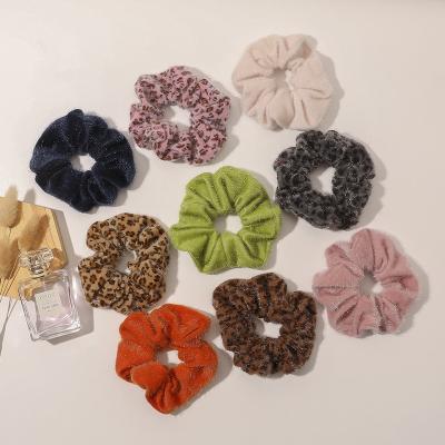 China Wholesale Fashion Mink Expensive Print Scrunchies Winter Plush Bionic Scrunchies Fall Scrunchies for sale