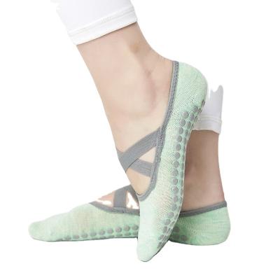 China Breathable Grip Yoga Compression Logo Custom Crew Socks Sportswear Anti Slip Socks for sale