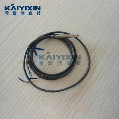 China Npn Proximity Sensor E2E2-X2C1 Cylindrical Proximity Sensor Switch New and Original Ex-stocks for sale