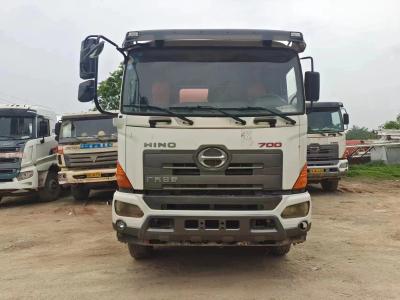 中国 Zoomlionはトラックミキサ車12cbm HINO P11C-VK 10.52Lの変位を改装した 販売のため