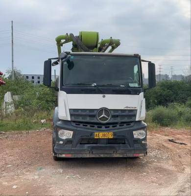 China 14990*2530*4000mm Groene betonpomptruck voor grootschalige bouwprojecten Te koop