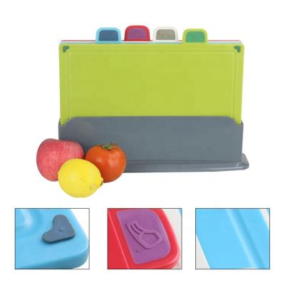 China Amazon Sustainable Hot Sale Food Safety Colored Plastic Chopper Set Non-Slip Index Cutting Boards With Stand for sale