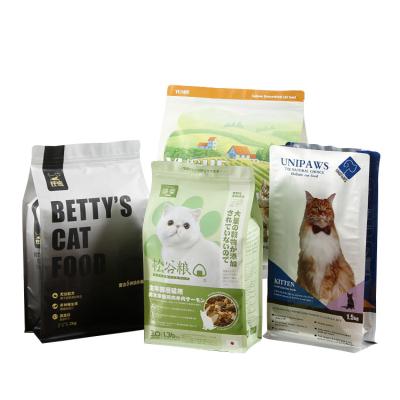 China Customized Size Moisture Proof Printing Cat Food Pet Food Packaging Side Rack 1kg 1.5kg 2kg Gusset Up Bags for sale