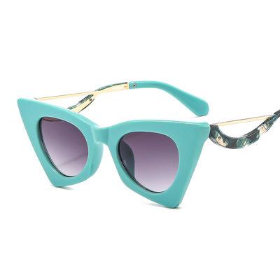 China Fashion sunglasses 2021 new European and American small square frame sunglasses for sale