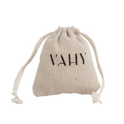 China Eco-friendly Mini Size Jute Drawstring Jewelry Canvas Bags For Women Wedding Rings Packing Bags for sale