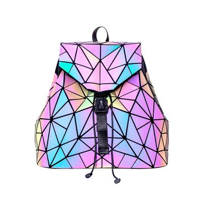 China Casual PU Leather Geometric Holographic Leather Travel Rucksack Girl Laser Backpack Large for sale